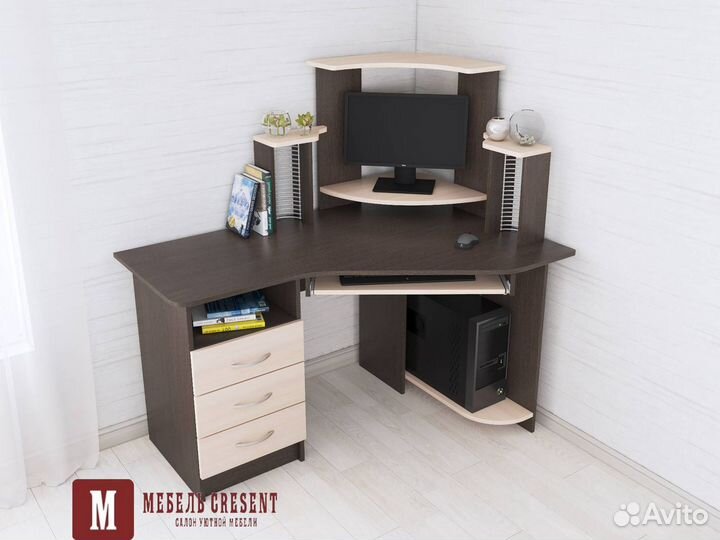 Стол компьютерный