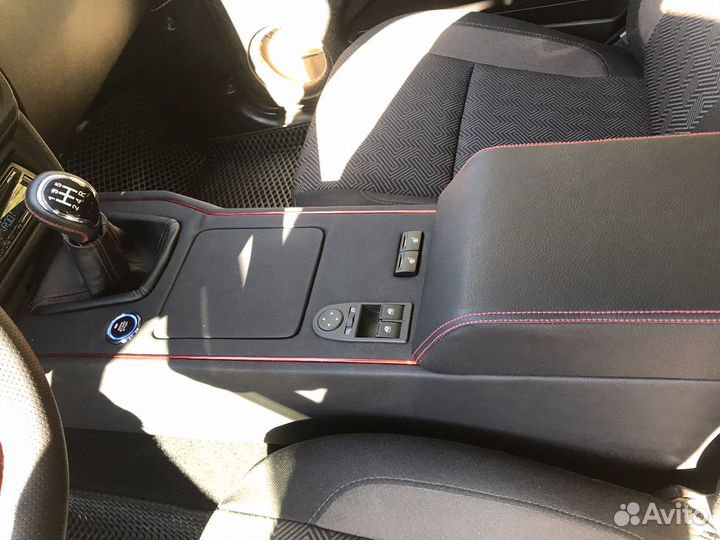 Консоль Нива 4/4