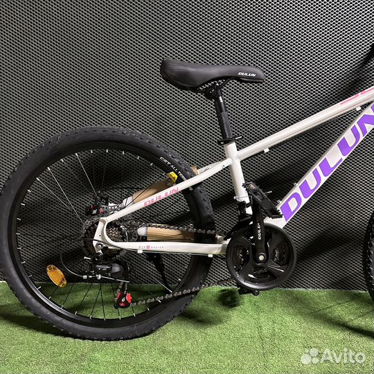 Велосипед новый 24 подростковый для девочки