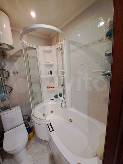 3-к. квартира, 98 м², 8/16 эт.