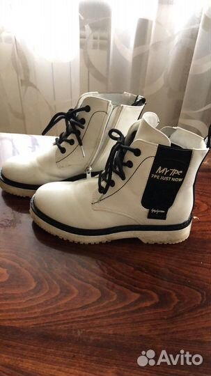 Лыжные ботинки, лыжи, коньки