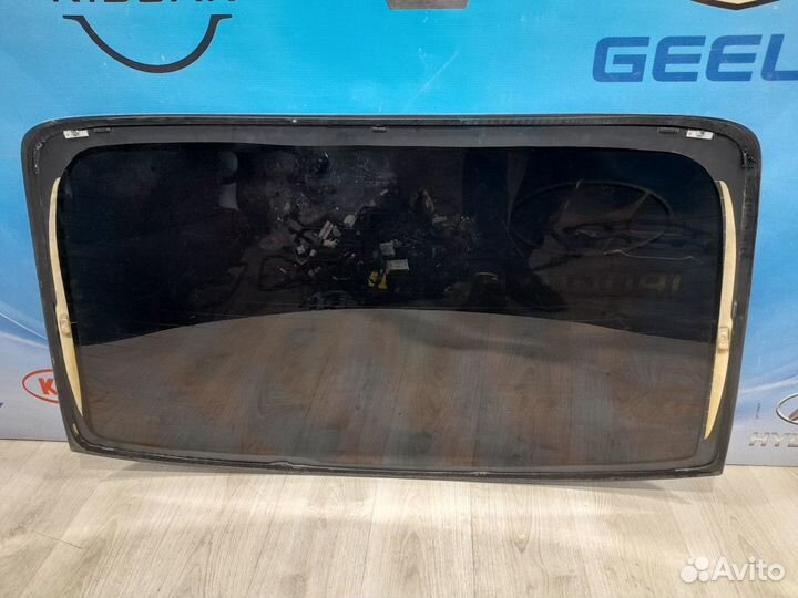 Стекло заднее ветровое Kia RIO 4