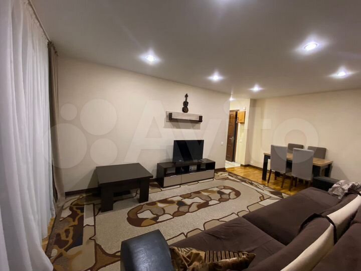 3-к. квартира, 55 м², 1/4 эт.