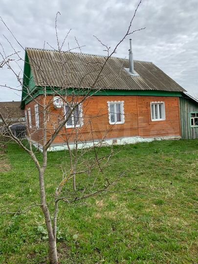 Дом 54 м² на участке 32 сот.