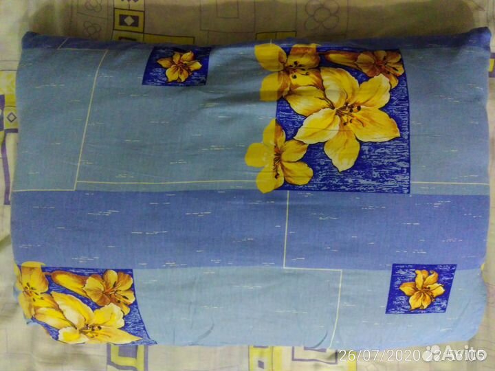 Подушки, одеяла, покрывала, занавески, белье