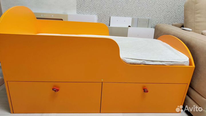 Кровать детская с матрасом 70*140