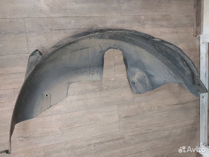 Подкрылок задний левый Bmw X3 2.0D E83 N47 2009