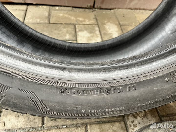 Bridgestone Alenza 001 245/45 R20