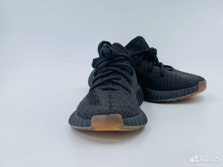 Adidas yeezy boost 350 детские чёрные разм. 30