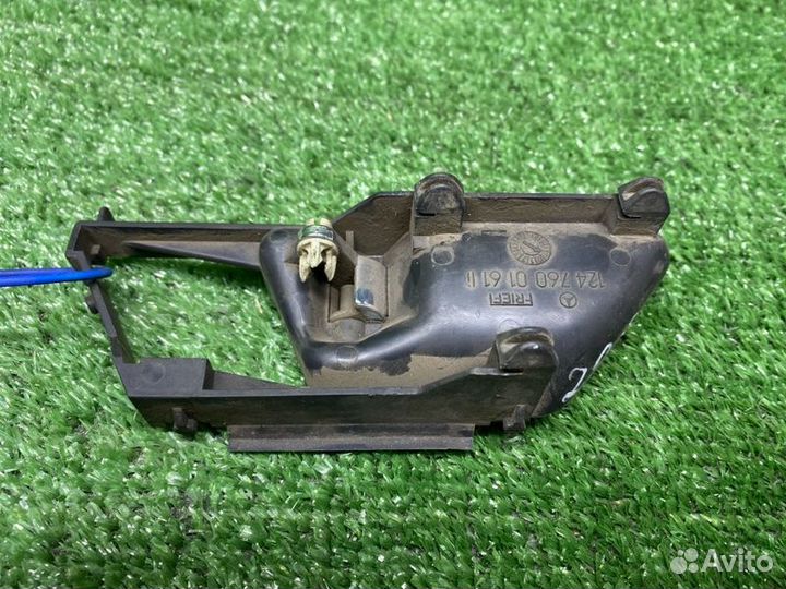 Ручка внутренняя передняя левая Mercedes-Benz E