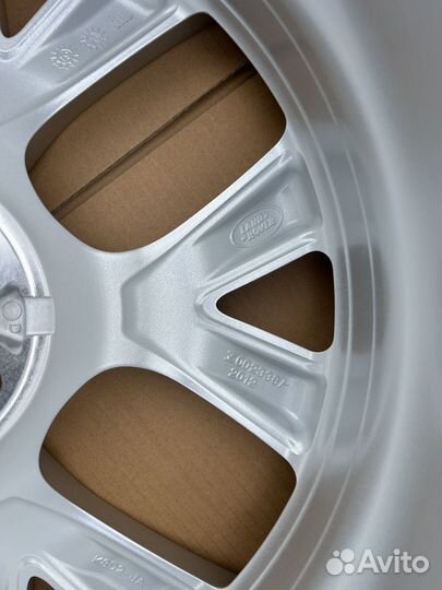 Колесный диск R20 Land Rover Evoque LR114521