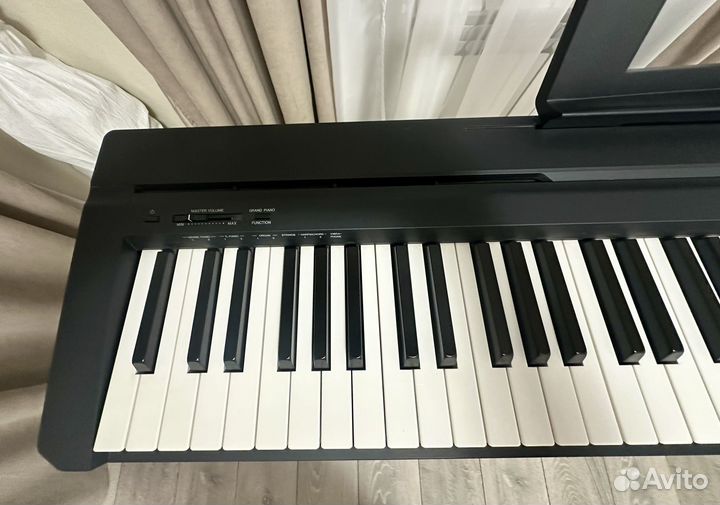 Продаю цифровое пианино Yamaha P-45