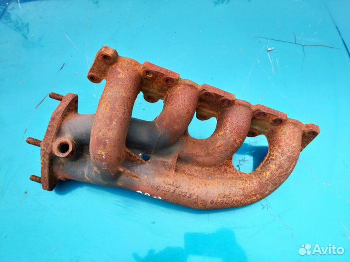 Коллектор выпускной Audi A4 B5 1.8