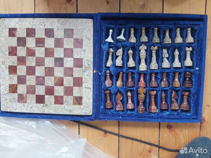Шахматы ручной работы из камня