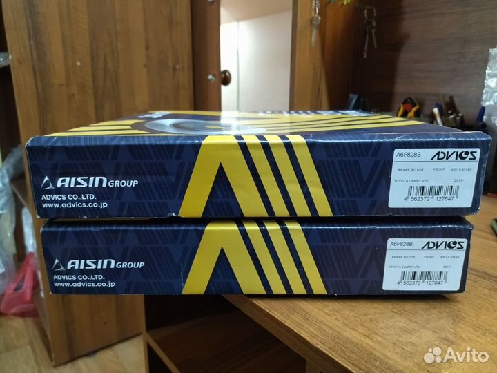Диск передний Camry v70 advics A6F828B
