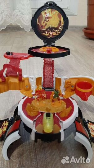 Микро мир Бен 10/Игровой центр/часы раскладные