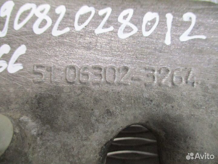 Патрубок водяной корпуса термостата MAN 5106302326