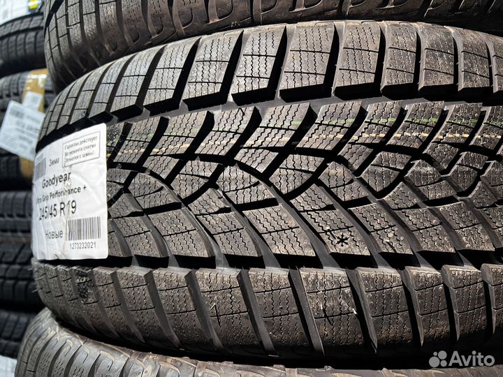 Goodyear UltraGrip Performance+ 245/45 R19