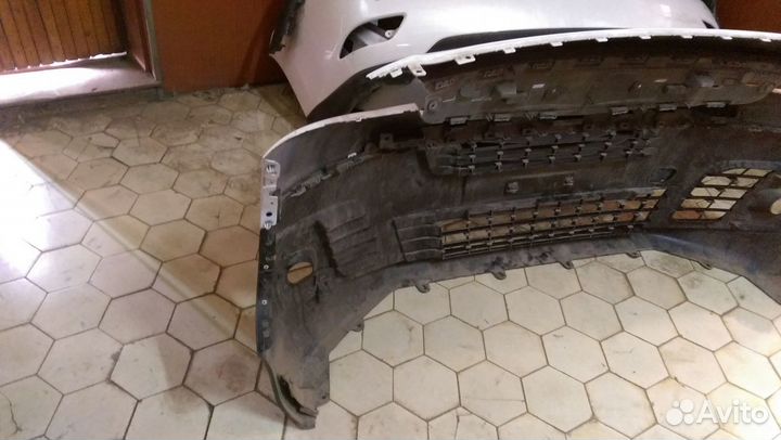 Бампер передний Opel Zafira Life