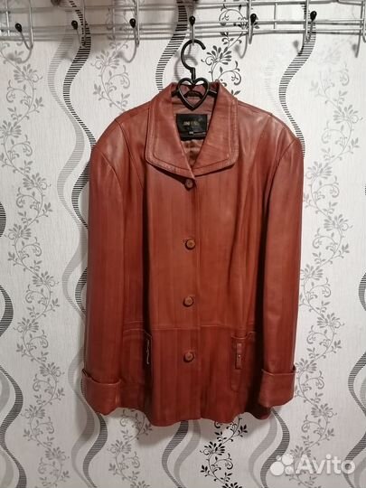 Куртка-пиджак кожаная женская