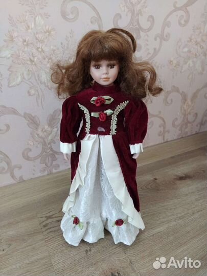 Кукла на подставке