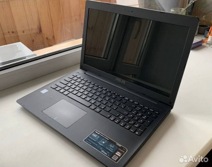 Ноутбуки продаются в связи с закрытием офиса