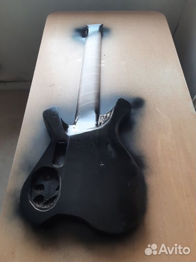 Бас гитара 9 струн