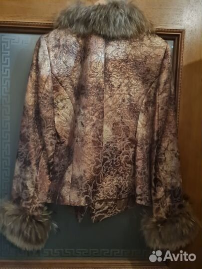 Костюм женский