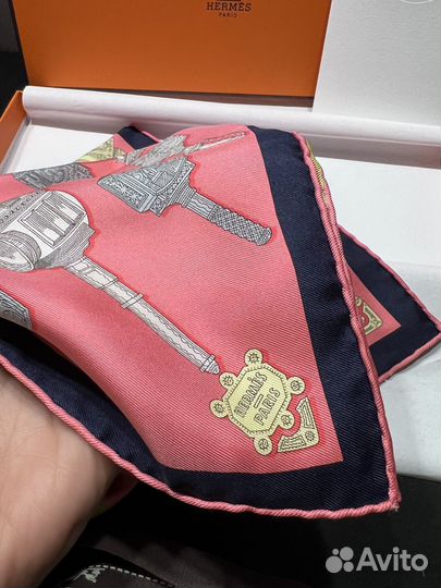Шелковый шейный платок Hermes оригинал из Милана