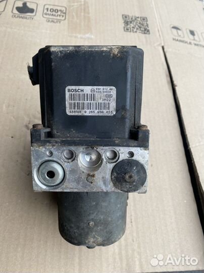 Блок ABS Audi A6 C5/VW Passat B5 4B0614517G