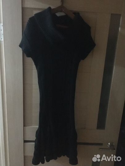 Продается итальянское платье