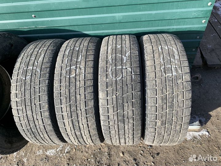 Yokohama Ice Guard IG30 225/60 R17