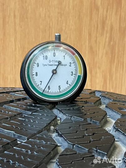 Continental ContiIceContact 235/50 R18