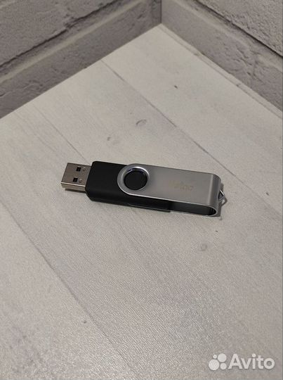 Флешка usb 16gb от Smartbuy Twist