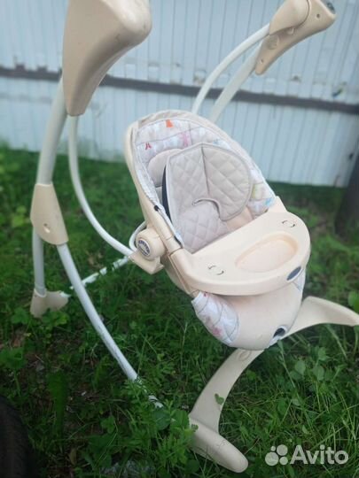 Детские электронные качели graco