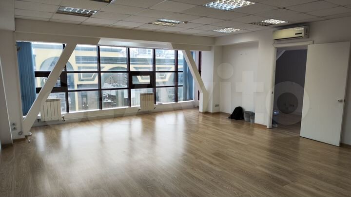 Офис, 65 м² всё включено