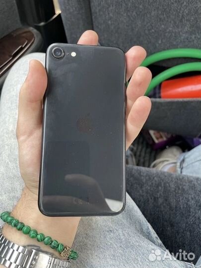 iPhone SE (2020), 64 ГБ