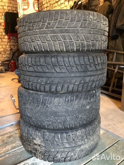 Kumho I'Zen KW22 215/55 R16 97T