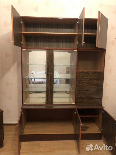 Шкаф для посуды из стенки