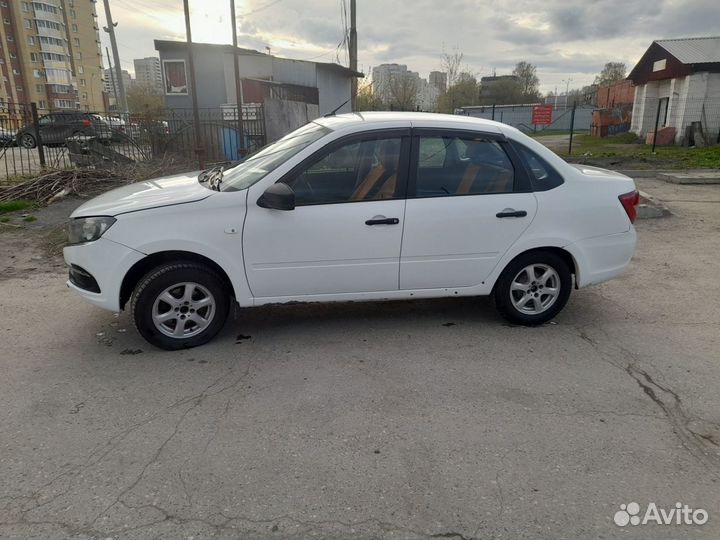 LADA Granta 1.6 МТ, 2019, 280 000 км