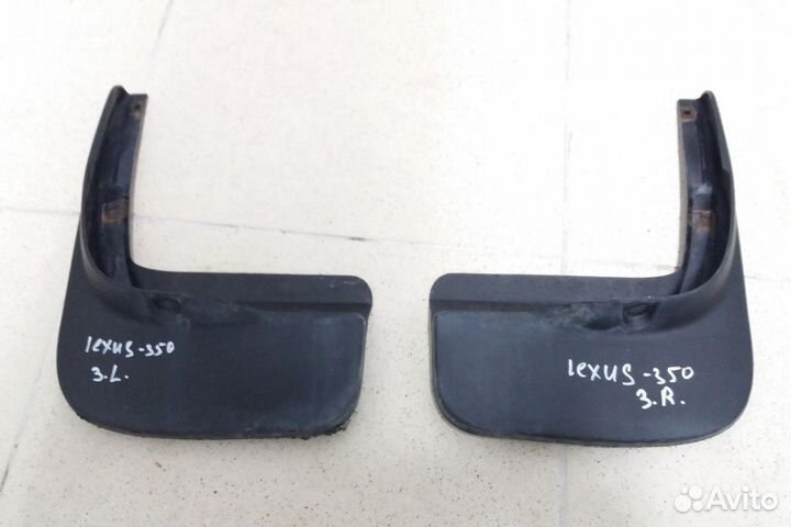 Брызговик задний правый Lexus RX 3
