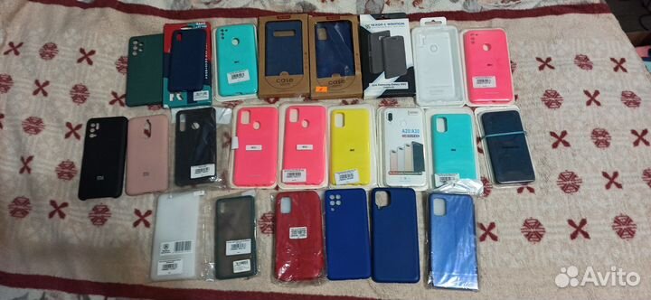 Чехлы на телефон разные в наличии б/у и новые