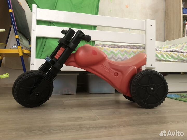Беговел 3х колесный до 3 лет