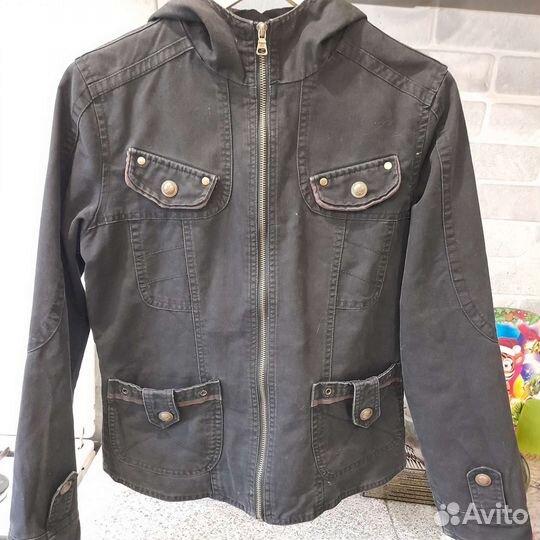 Джинсовая куртка