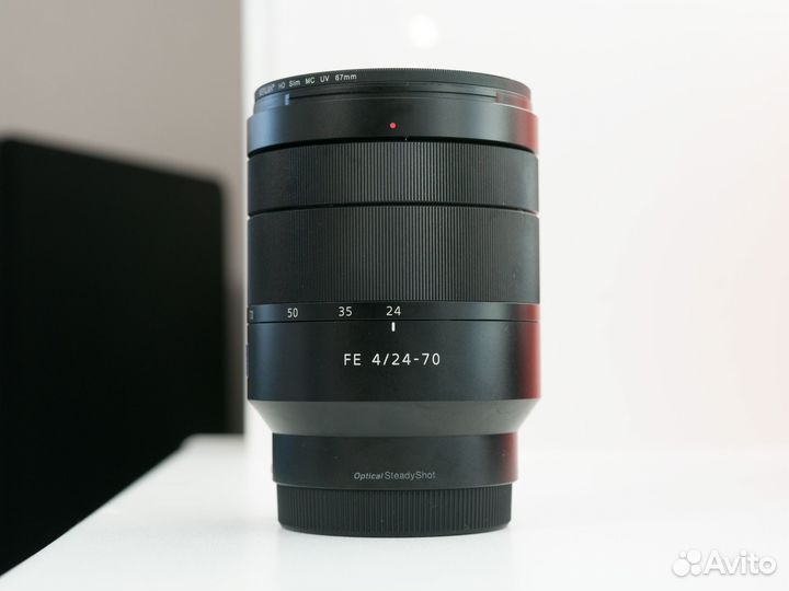 Sony 24-70mm f/4 Carl Zeiss Vario-Tessar FE