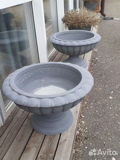 Вазон бетонный