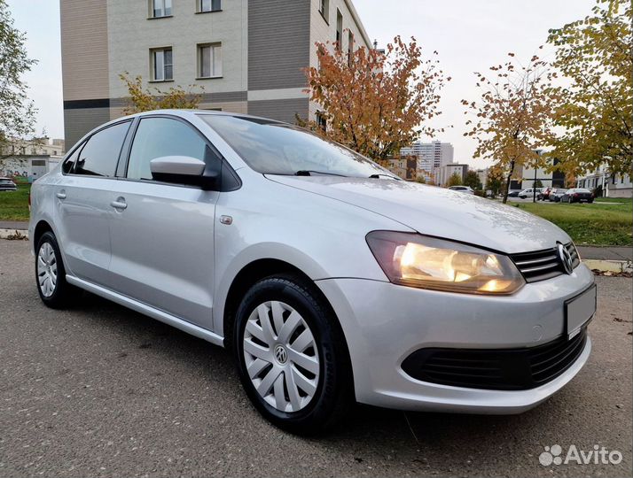 Volkswagen Polo 1.6 AT, 2013, 100 970 км