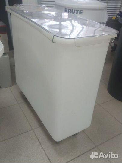 Контейнер для сыпучих продуктов