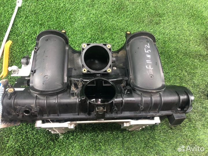 Коллектор впускной Bmw 5 F10 N52B25 2011