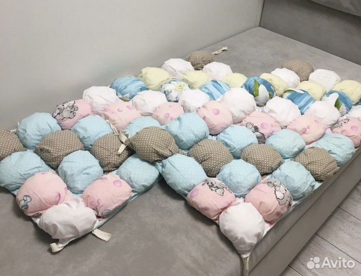 Бортики на детскую кроватку